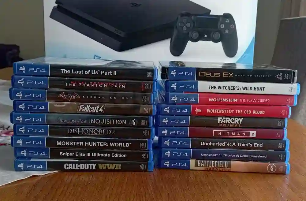 Playstation 4 Slim en Excellent État à Mnihla0