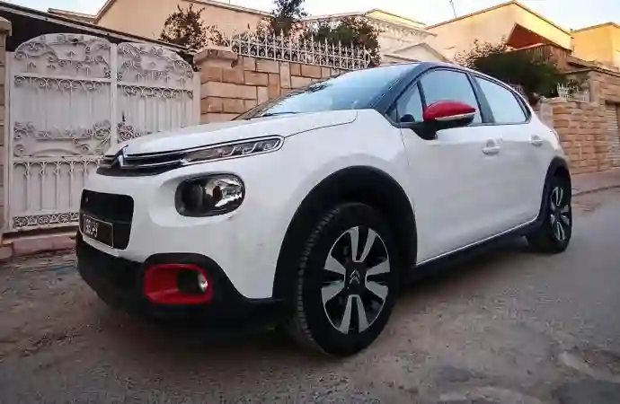 Citroën C3 III (b618) 2017 - 4CV Essence0