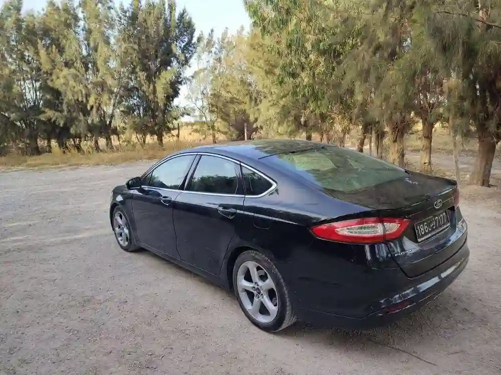 Ford Fusion0