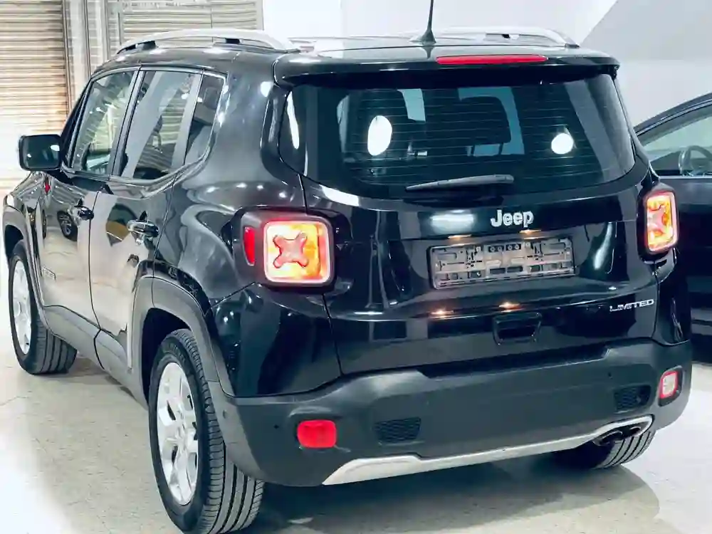 Jeep Renegade0