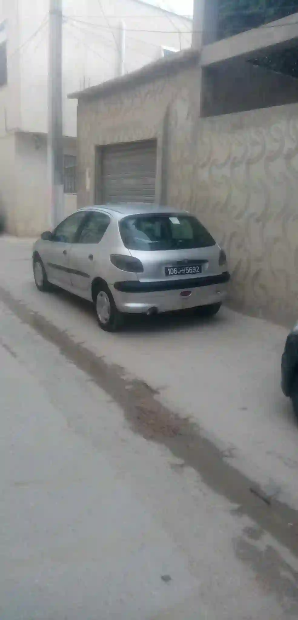 Peugeot 206 Diesel en bon Etat à El Yasmina0