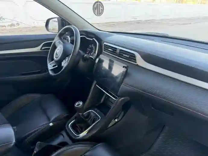 A Vendre MG ZS EN Bonne Etat Sous Garantie - Vue 5