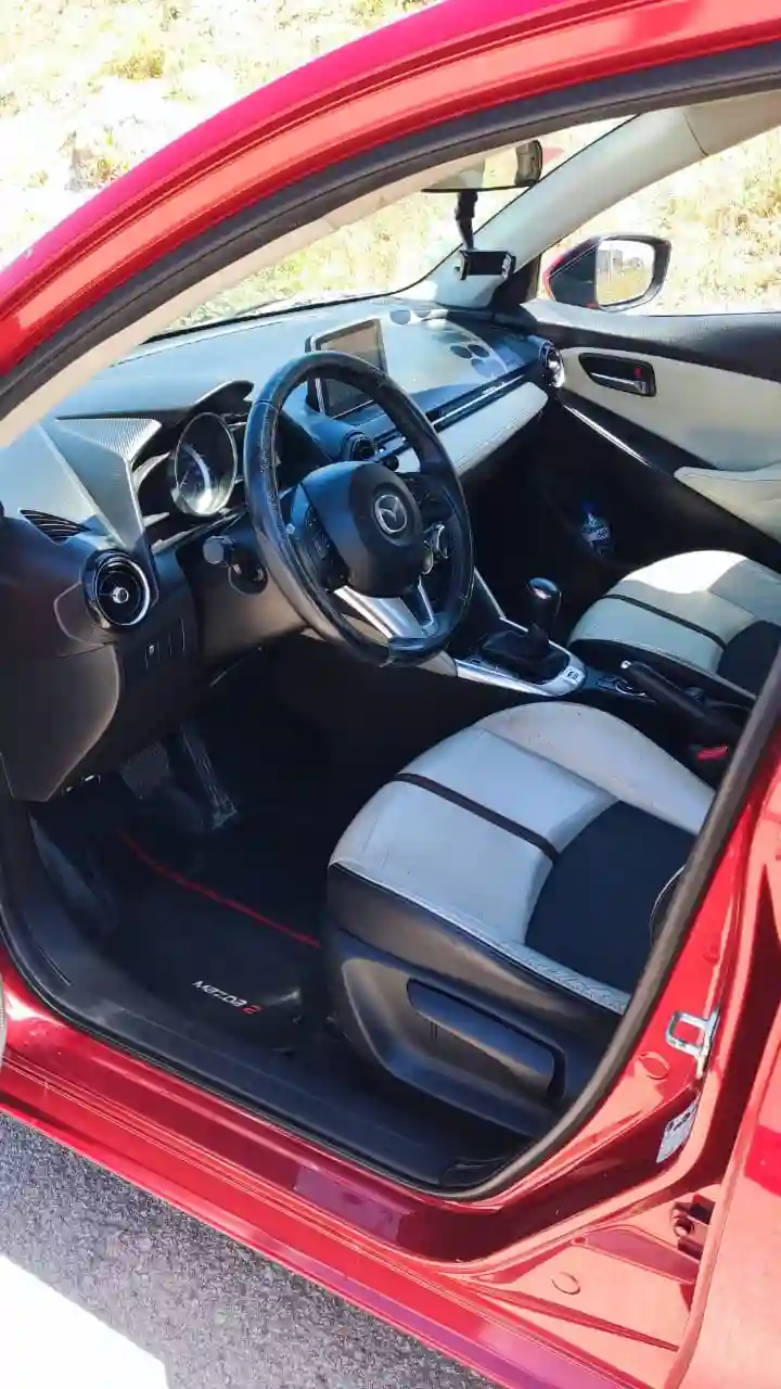 Mazda 2 Skyactiv Boite Auto à El Mourouj - Vue 1