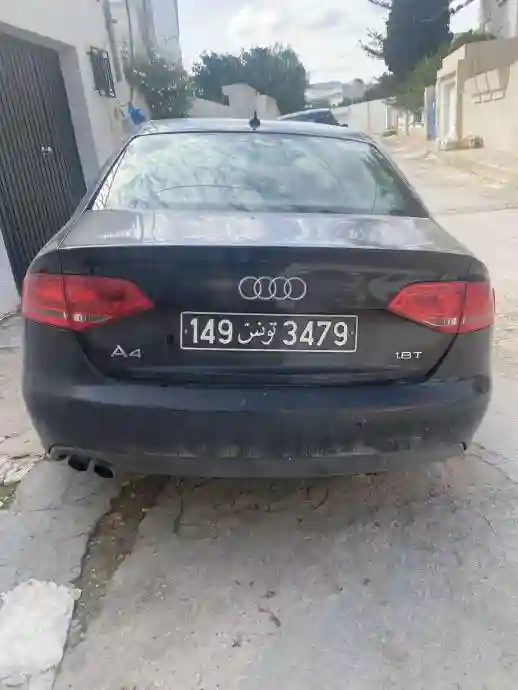 Audi a4 - Vue 1