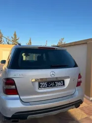 Av Mercedes Ml350 à Zarzis