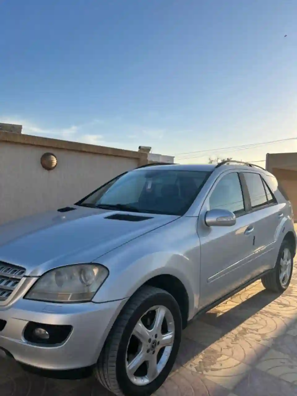 Av Mercedes Ml350 à Zarzis - Vue 1