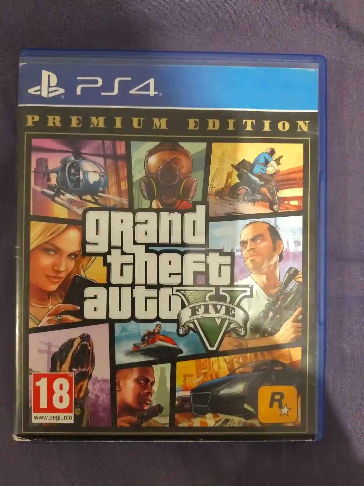 CD GTA 5 PS4 Comme Neuf - Vue 2