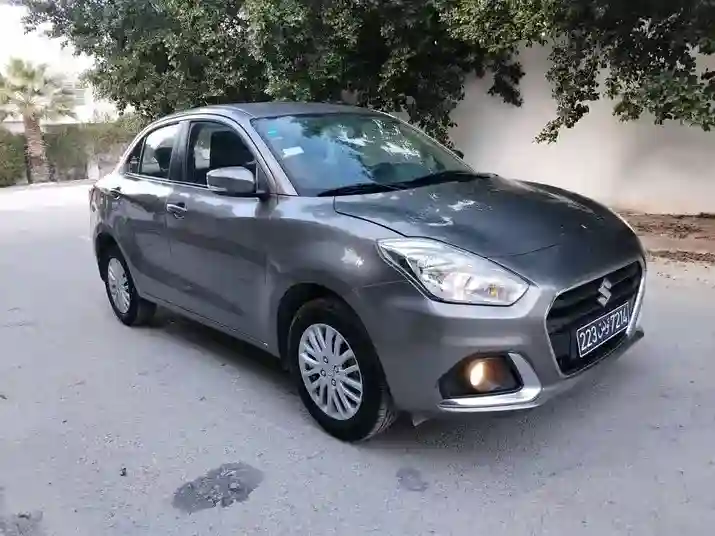 Suzuki Dzire Première Main EN Excellent État - Vue 2