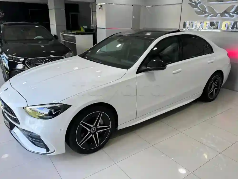 Mercedes C 200 Hybride 2022 kit amg Édition Hybride - Vue 2