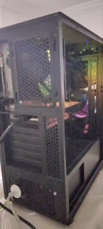 Nité Gamer i3 9100f 8go amd 7700 ssd 240go à El Mourouj - Vue 2