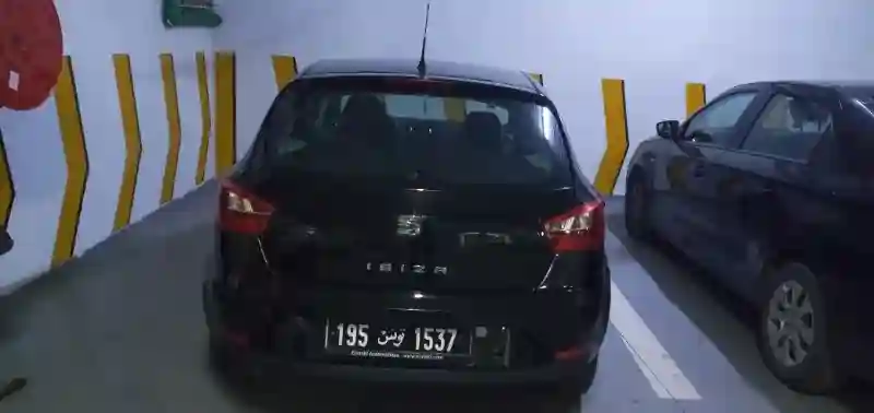 Seat Ibiza Essence 2017 - Vue 3