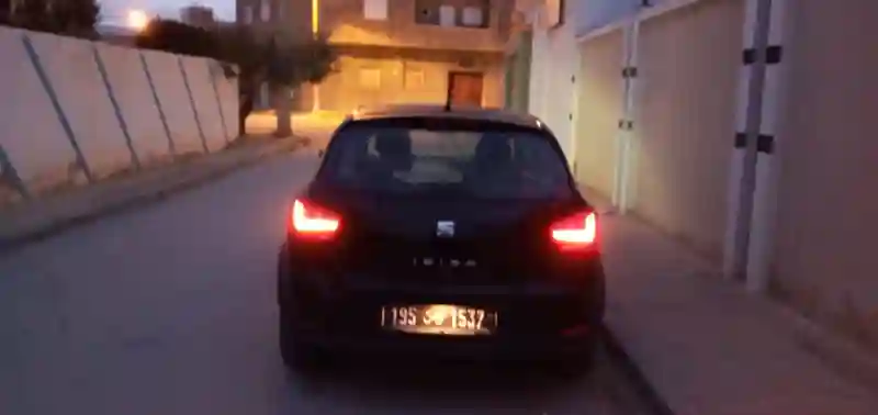 Seat Ibiza Essence 2017 - Vue 4