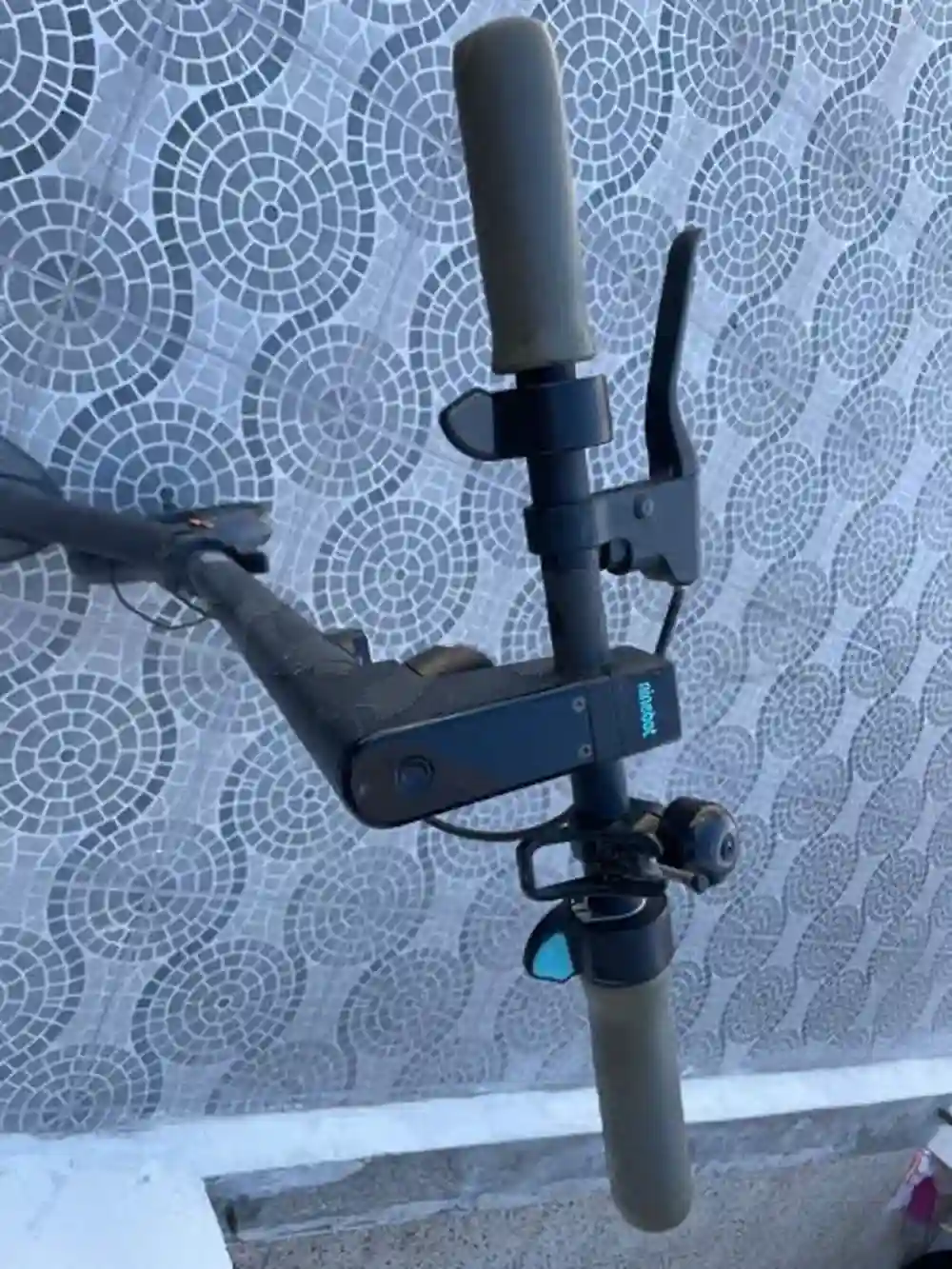 Trottinette Électrique Ninebot - Vue 3