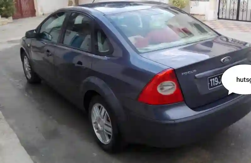 Ford Focus Essence 2005 - Vue 4