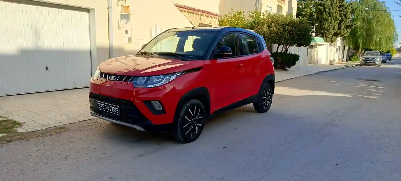 Mahindra k8 à Sahloul - Vue 1