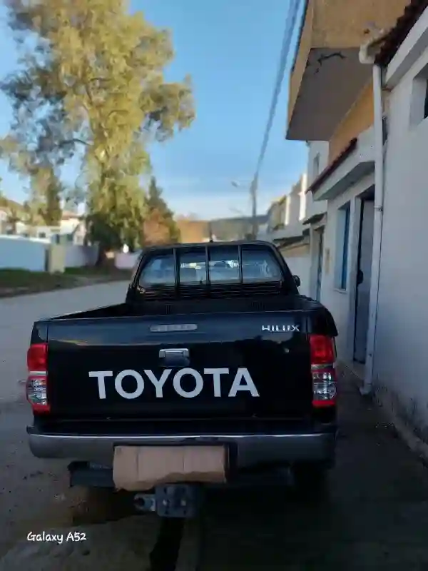 Vendre Toyota Hilux 4x4 Double Cabine - Vue 1
