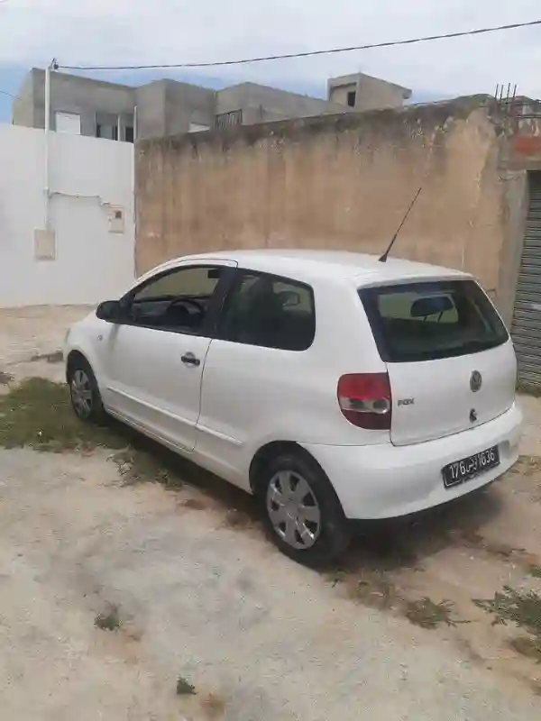 Volkswagen Fox Essence 2010 - Vue 3
