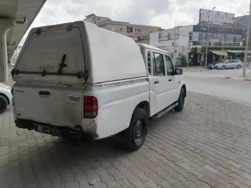 A Vendre Mahindra Scorpio - Vue 3