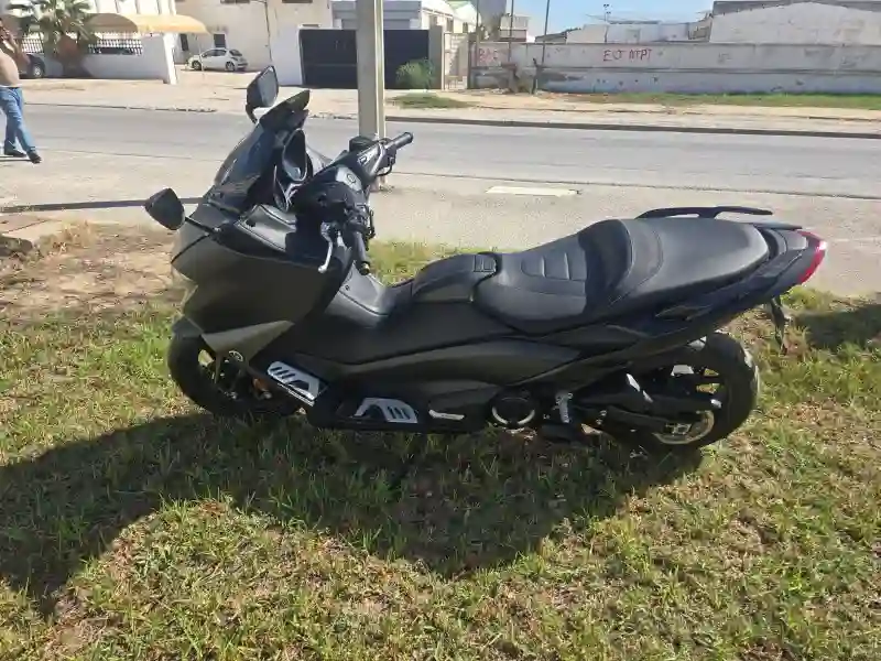 À Vendre Moto Yamaha Tmax 5600