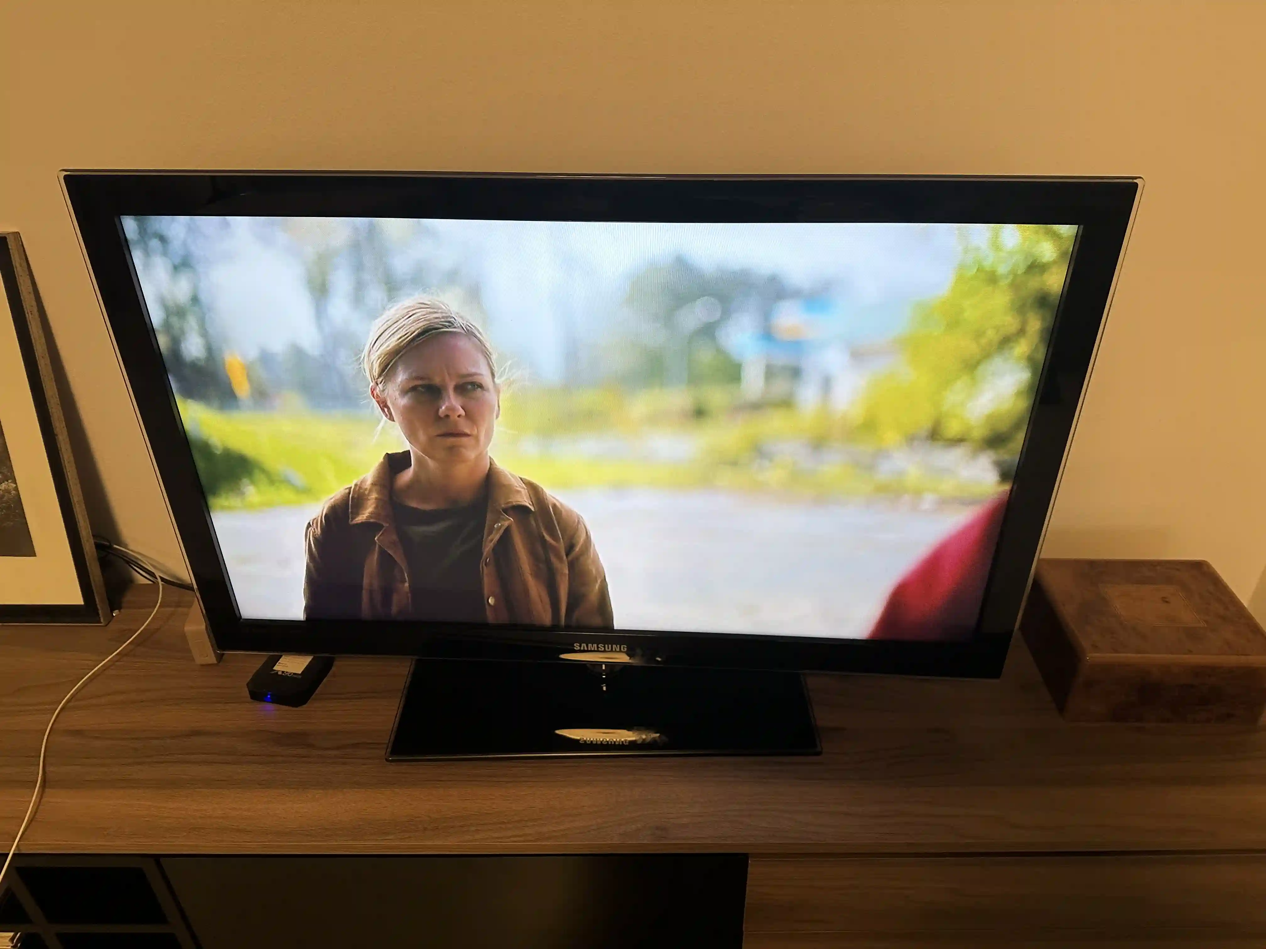 Samsung Full hd 40 Pouces à La Soukra - Vue 1