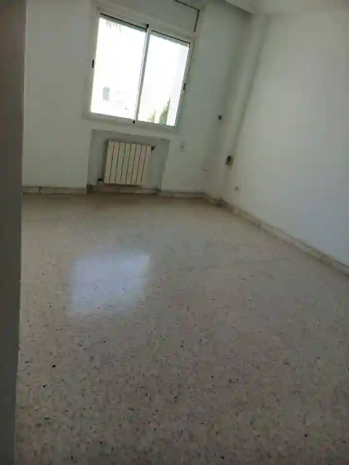 Un Appartement s 2 Jardin D'el Manzeh à Jardins D'el Menzah0