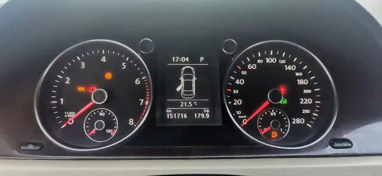 Volkswagen Passat - Vue 4