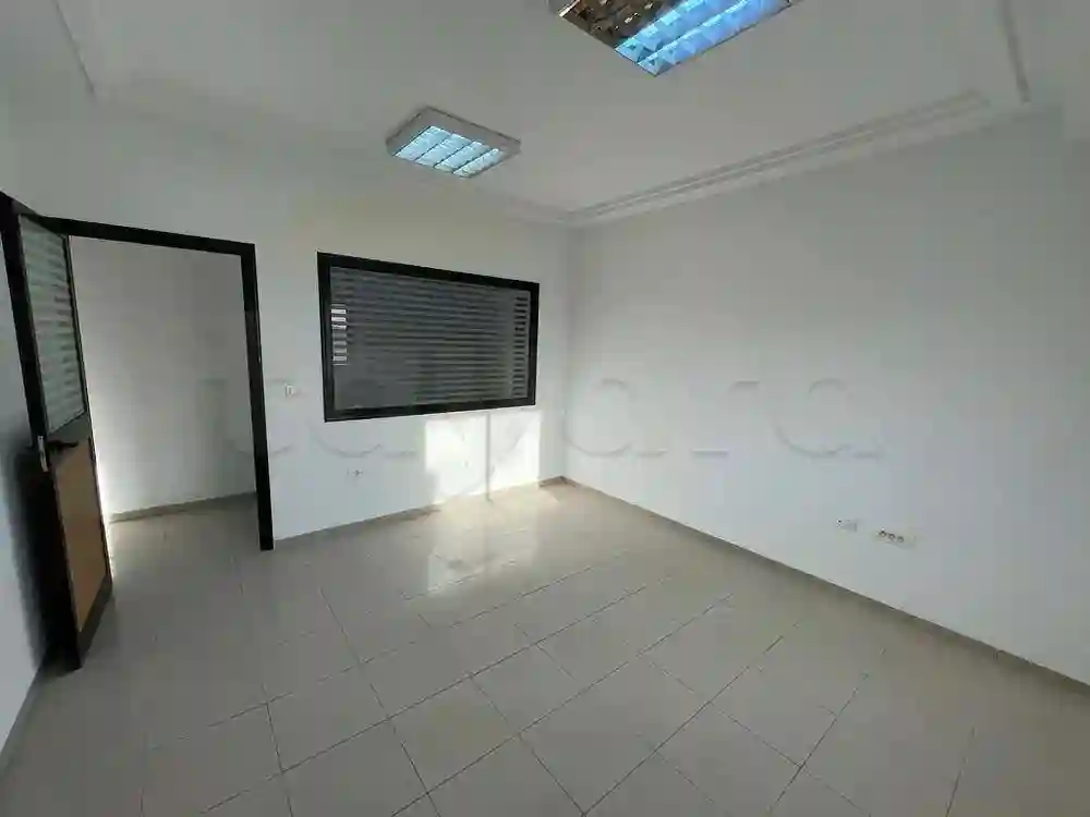 Bureau Hall+3 en Location - Vue 7