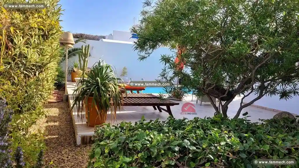 Belle Villa+piscine EN Zone-t Djerba-réf V623 - Vue 1
