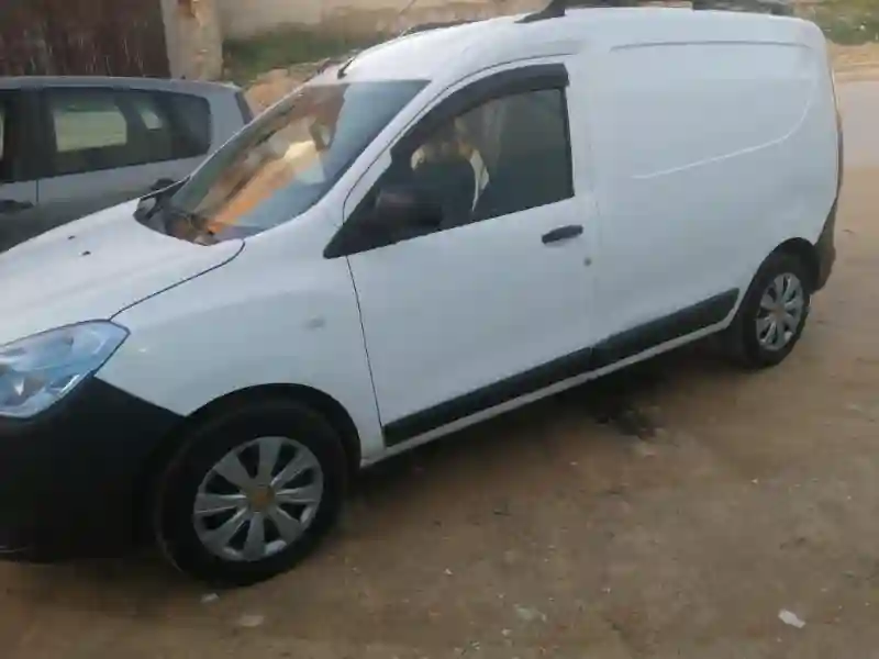 Dacia Dokker Diesel 2016 - Vue 4