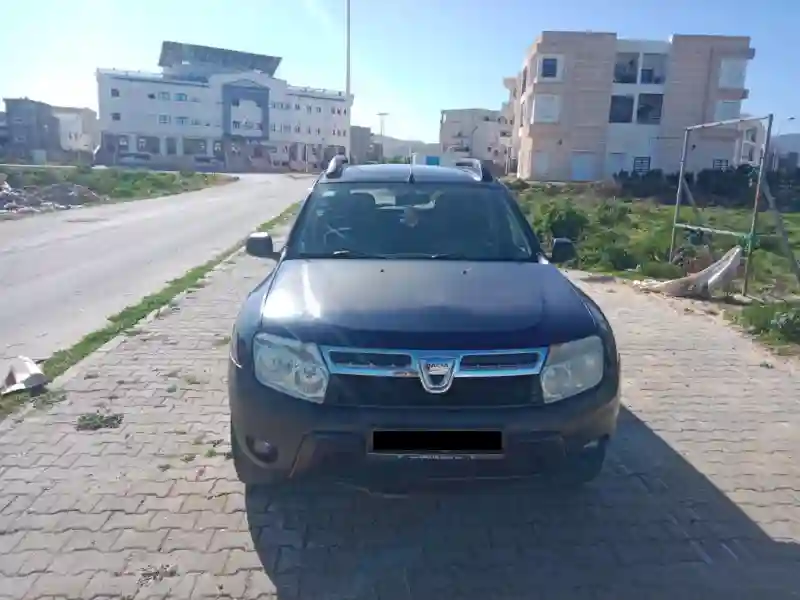 Dacia Duster Diesel 2011 - Vue 4