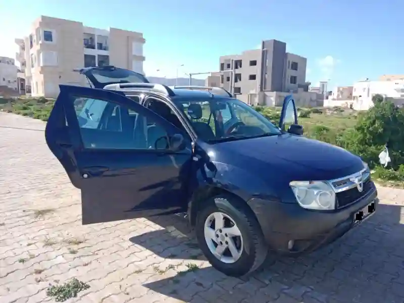 Dacia Duster Diesel 2011 - Vue 8