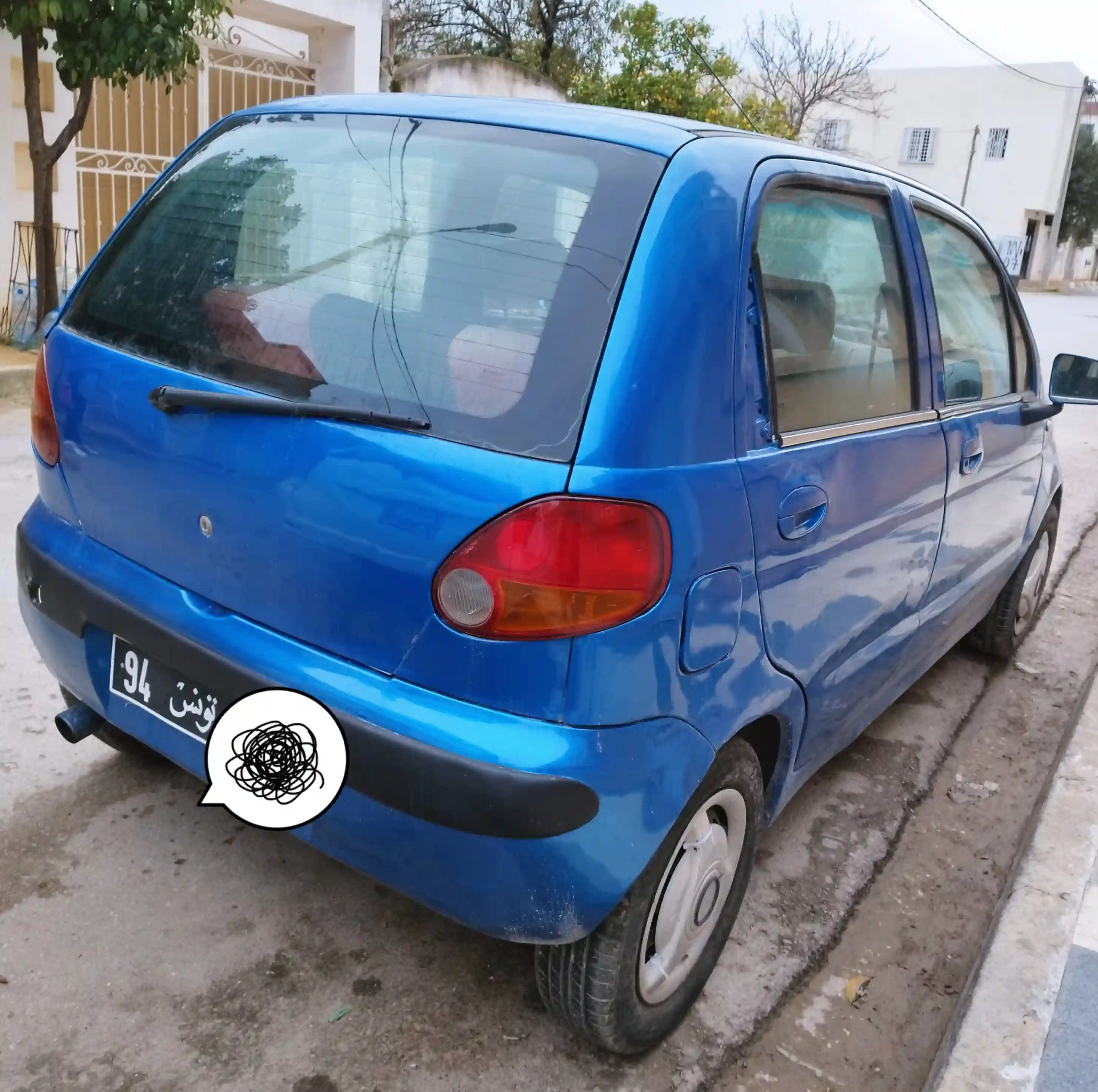 Belle Voiture à La Mannouba - Vue 3