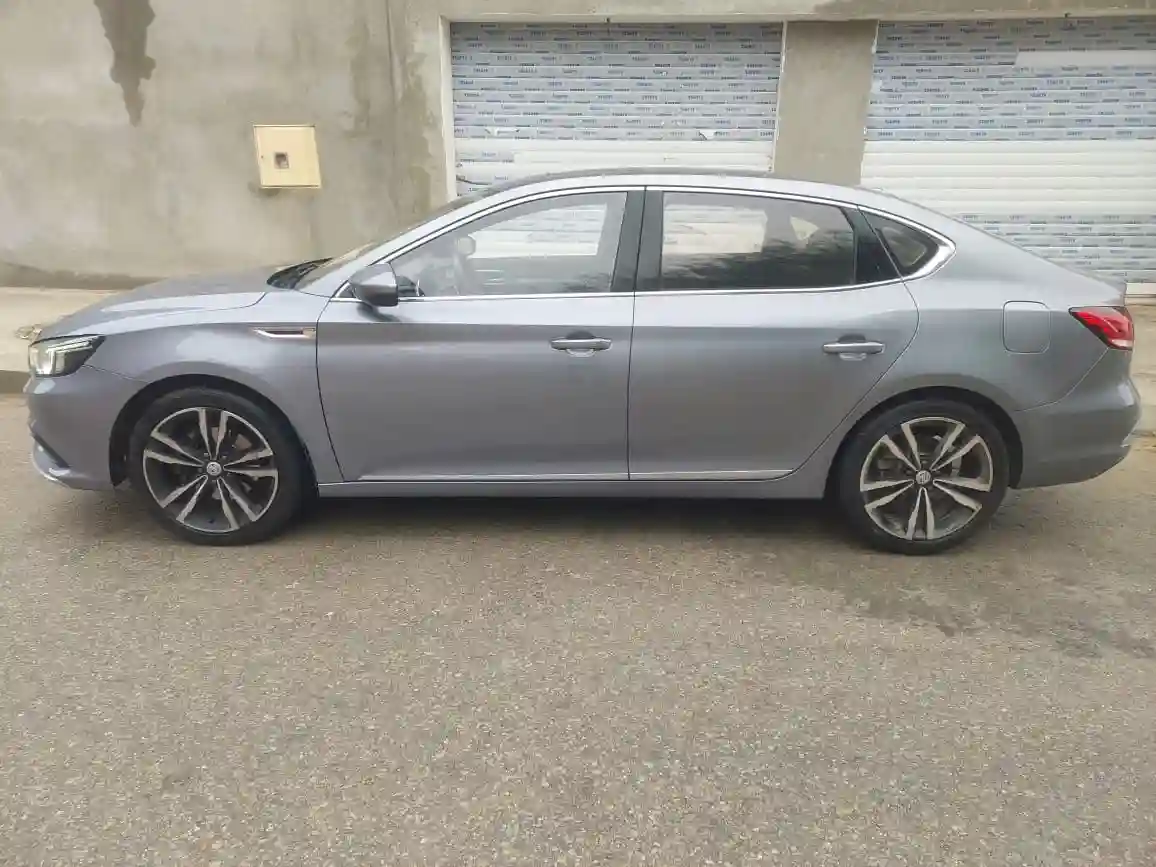 Mg 6 - Vue 3