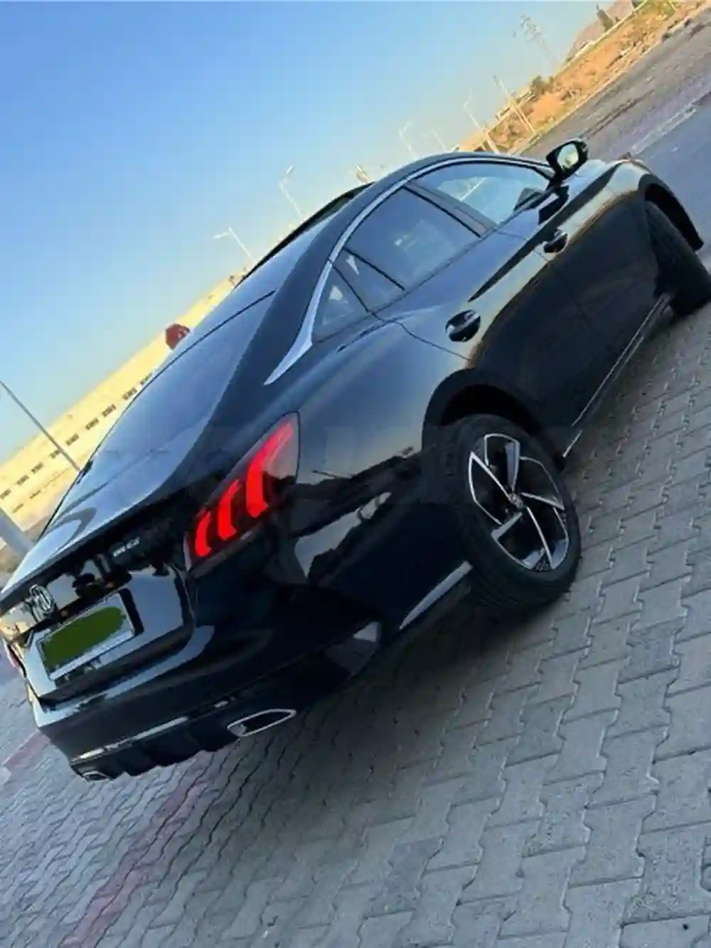 MG GT Line Sport 2024 - Vue 2