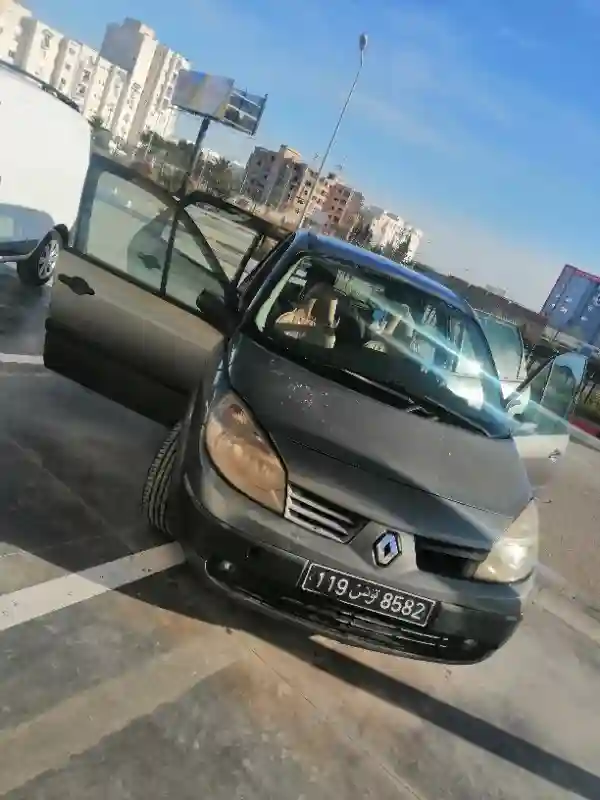 Renault Scenic Diesel 2005 - Vue 6