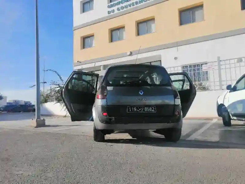 Renault Scenic Diesel 2005 - Vue 7