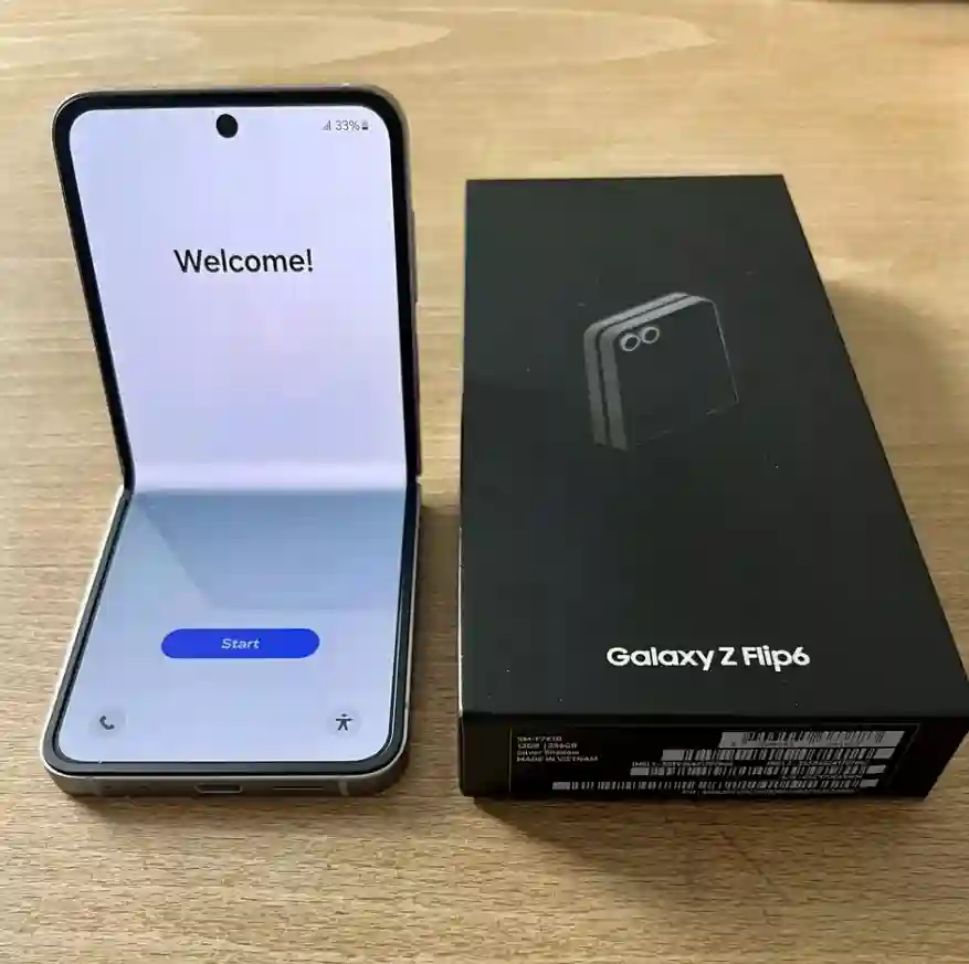 Samsung Galaxy s25 Ultra 5g s25 à Ain Draham - Vue 2