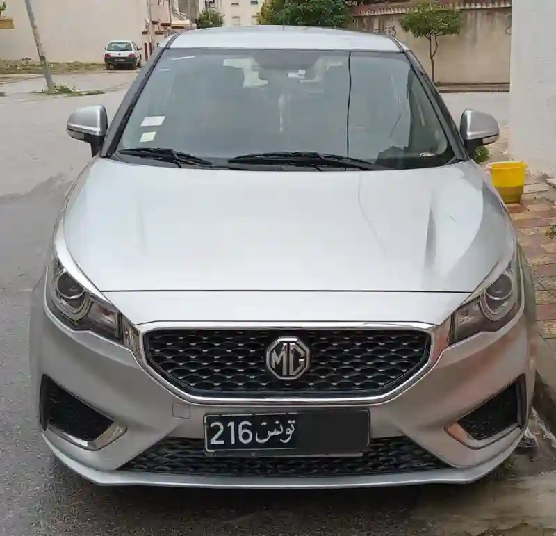MG Autres Essence 2020 - Vue 2