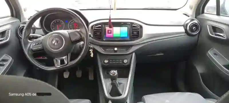 MG Autres Essence 2020 - Vue 6