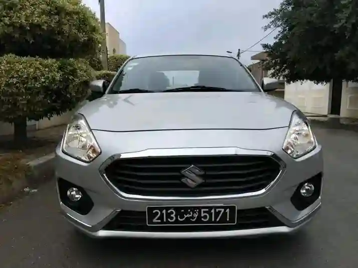 Suzuki Dzire Première Main EN Excellent État - Vue 5