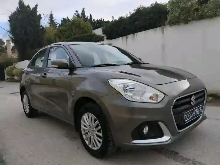 Suzuki Dzire Première Main EN Très BON État - Vue 1
