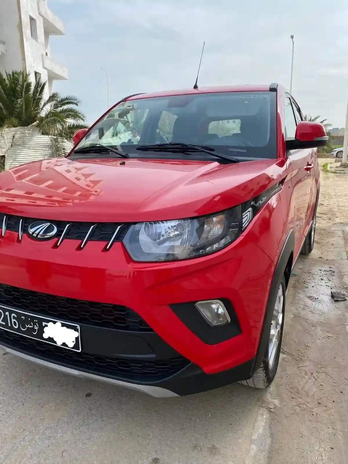 Mahindra K6+ - Vue 1