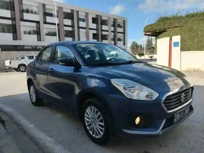 Suzuki Dzire Première Main Très Propre - Vue 3