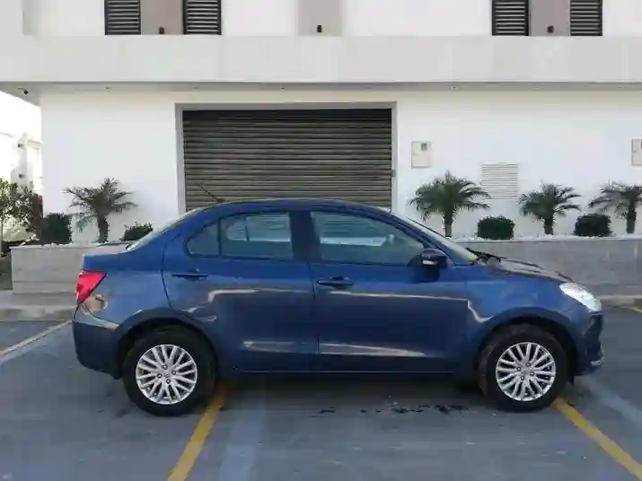 Suzuki Dzire Première Main Très Propre - Vue 4