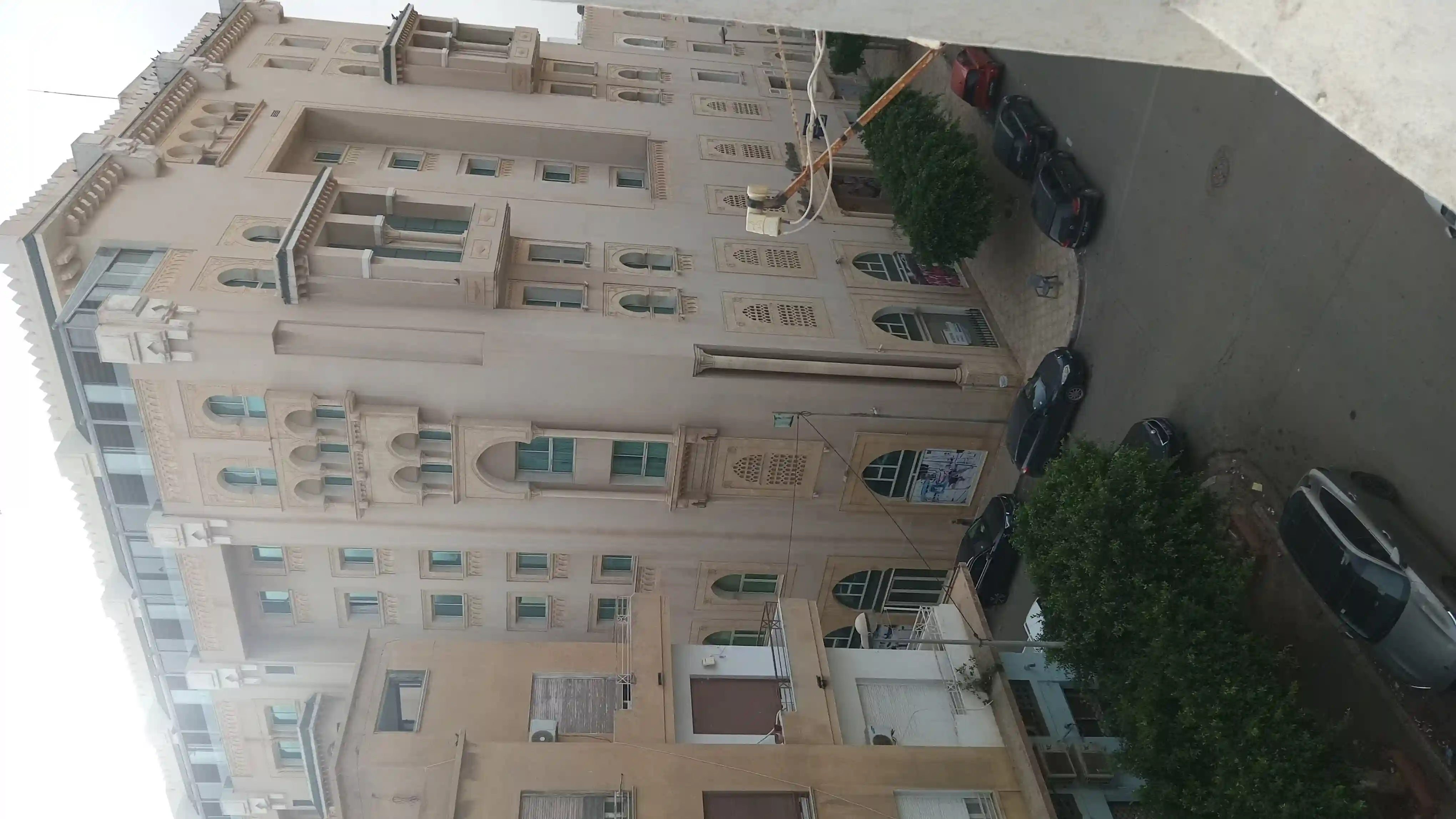 Appartement Spacieux 4 Pièces Immeuble Colisee à Sfax - Vue 1
