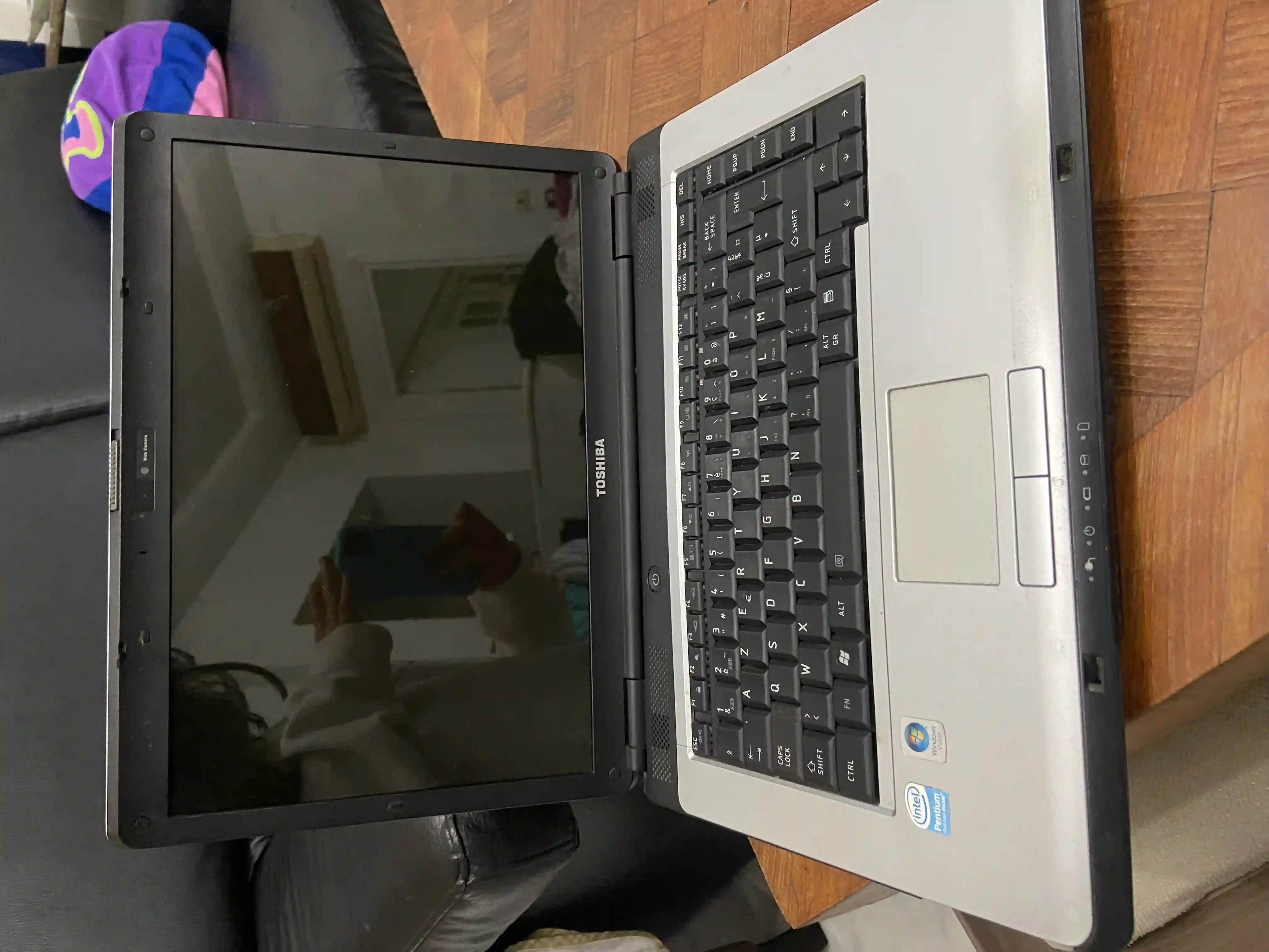 Ordinateur Portable Toshiba à Ariana Ville - Vue 4