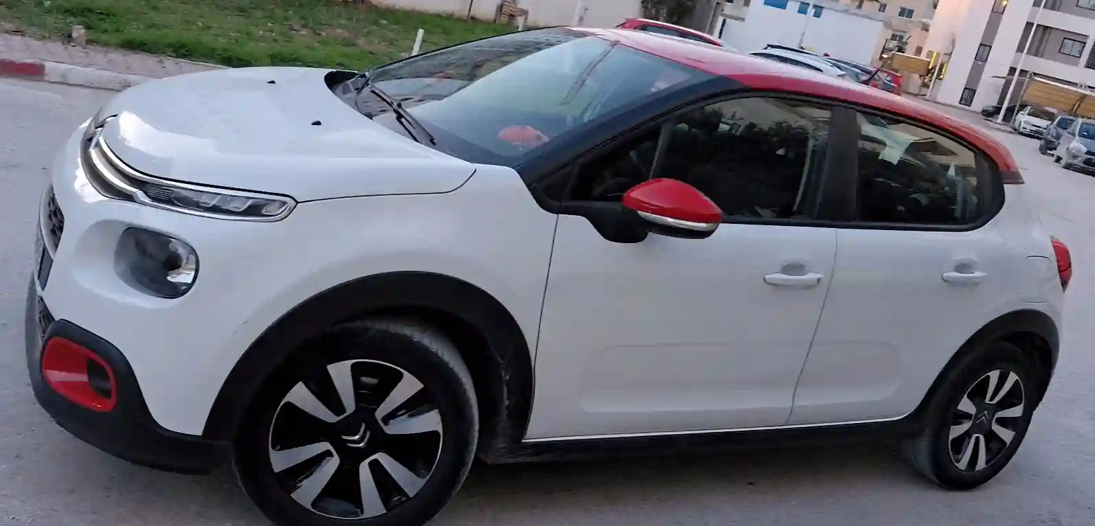 Une Belle Citroen c3 à Ain Zaghouan - Vue 3