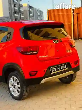 Mahindra Kuv100 k8 - Vue 1