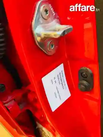 Mahindra Kuv100 k8 - Vue 14