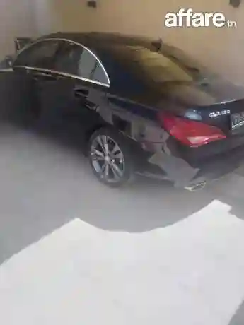 Mercedes CLA - Vue 2